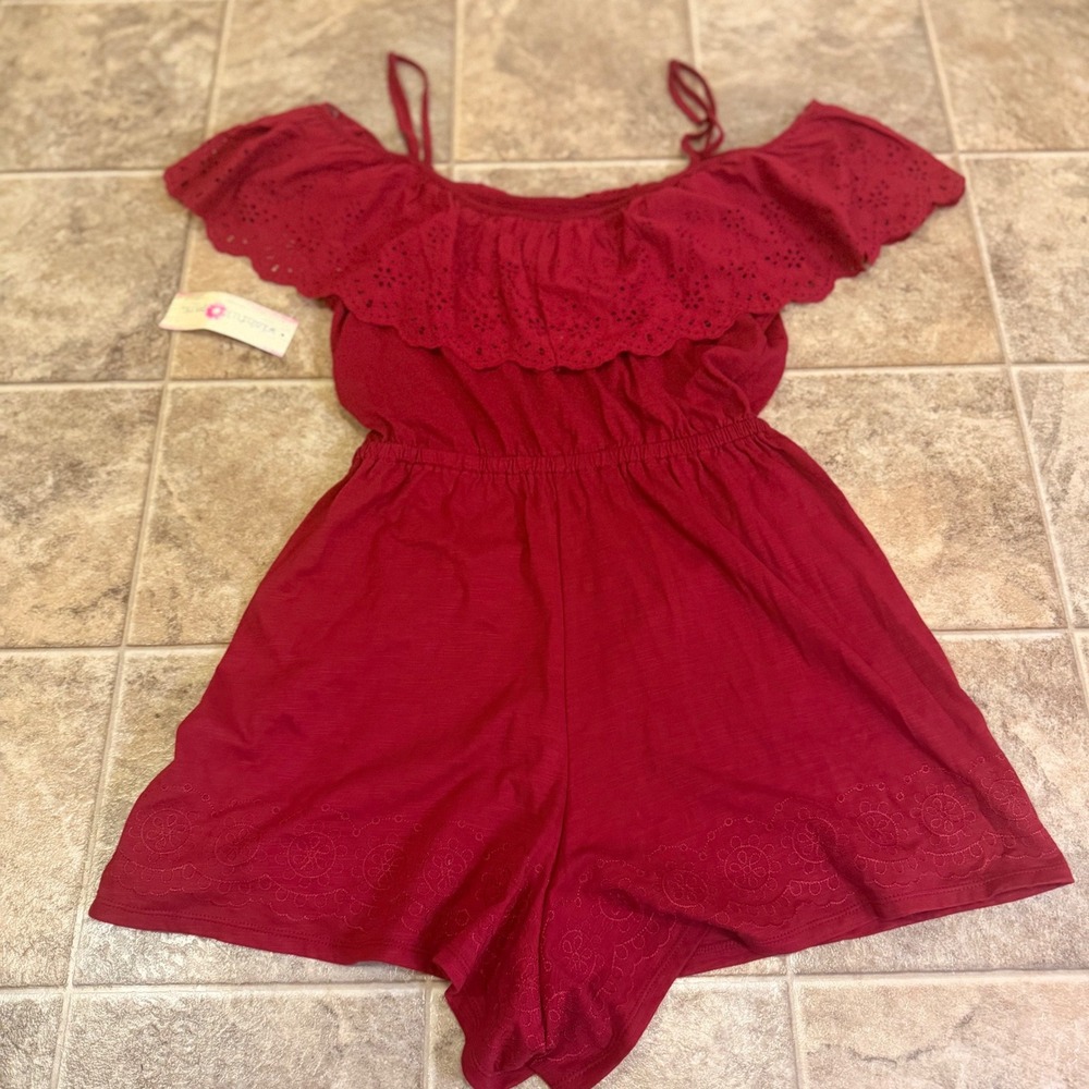 Wishful Park Red Eyelet Lace Ruffle Off Shoulder Romper J6-3352 Womens Large